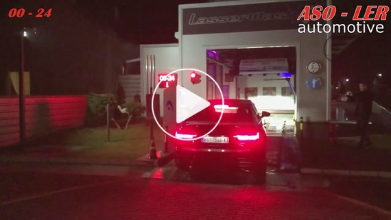 镭豹360洗车机在塞尔维亚24小时晚间自助洗车服务